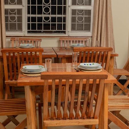 Miika Guest House Εντέμπε Εξωτερικό φωτογραφία